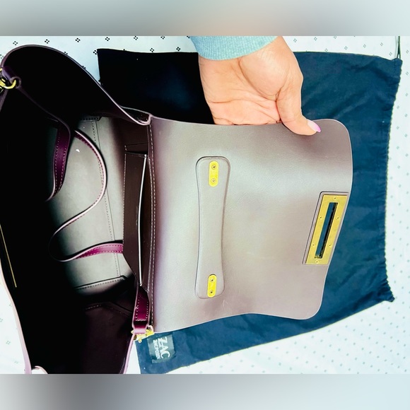 Zac Posen Eartha top handle bag with removable strap in burgundy plum colour - Picture 11 of 14